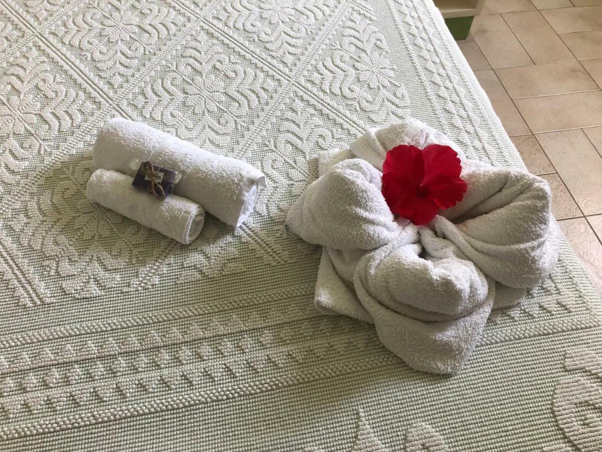 B&B La Pintadera ซานตา เตเรซา กัลลูรา ภายนอก รูปภาพ